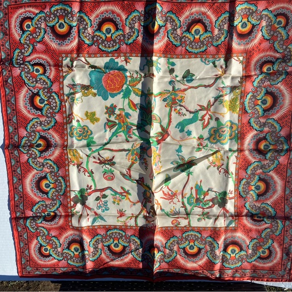 Christian Lacroix Hand Rolled Silk Scarf 26x26 - Picture 7 of 7